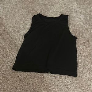 Lululemon crop tank